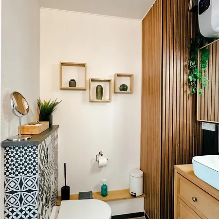 Hyper Centre Apartmán *